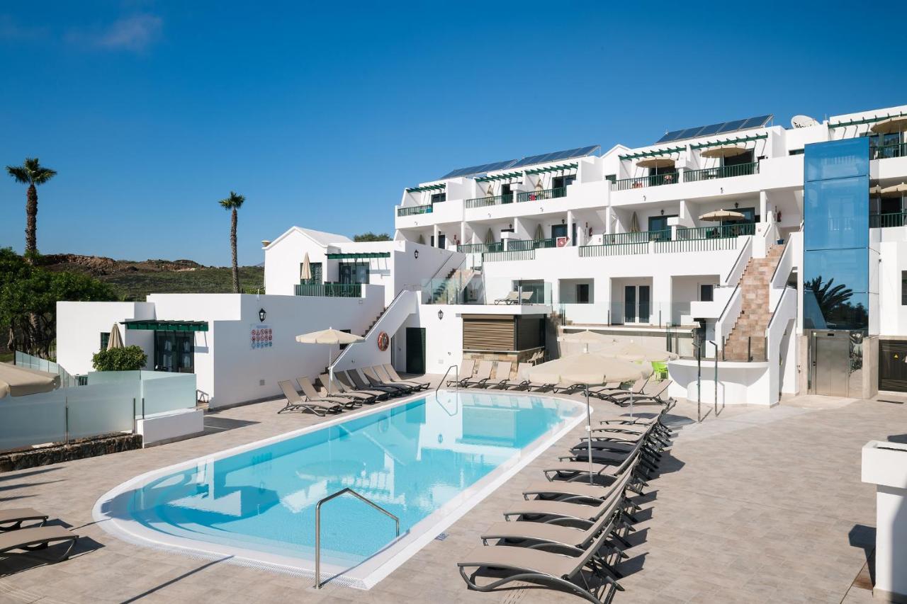 Apartamentos Villa Canaima Пуерто-дель-Кармен Екстер'єр фото
