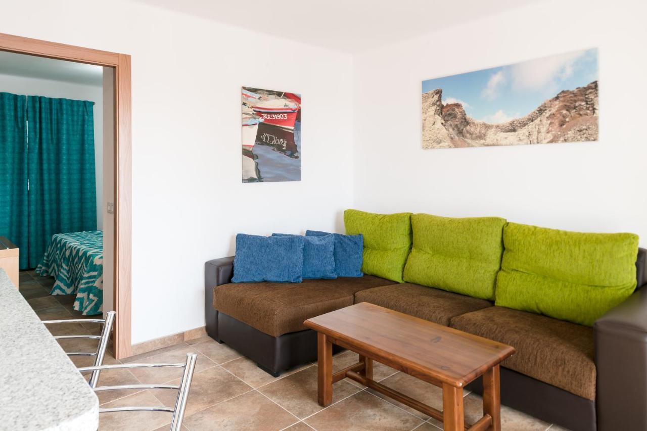 Apartamentos Villa Canaima Пуерто-дель-Кармен Екстер'єр фото